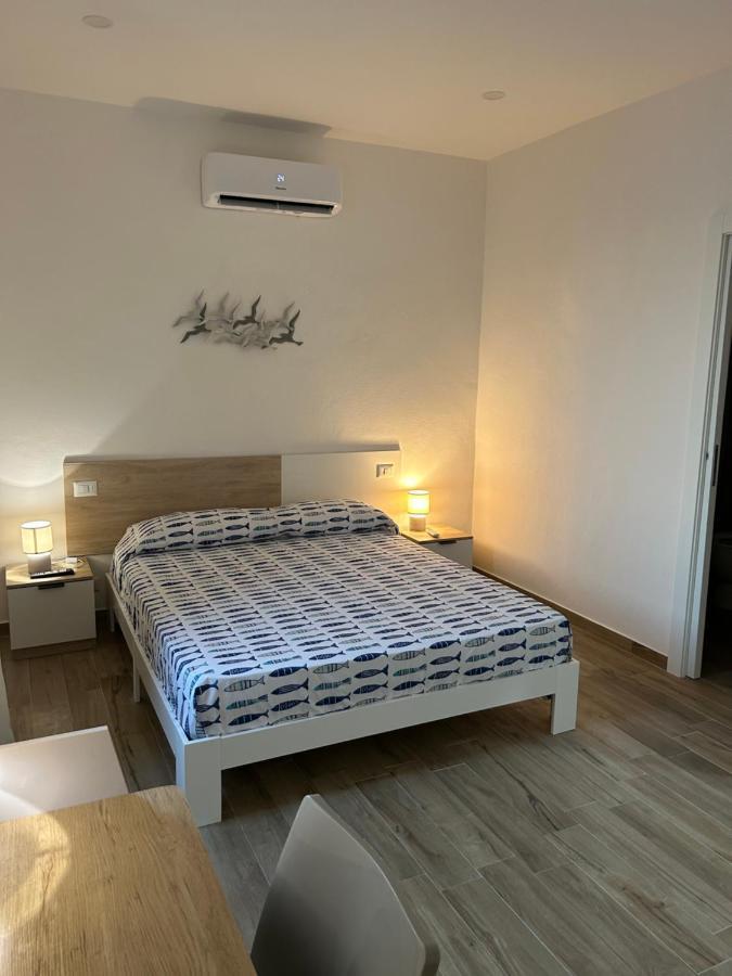 Stella Di Mare- Cruise Shuttle Hotel ชิวิตาเวกเกีย ภายนอก รูปภาพ